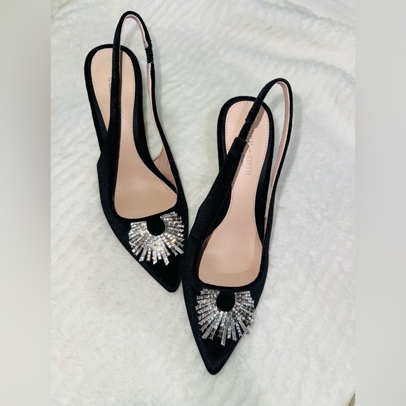 Born Shoes - Antonio Melani Born Fifth